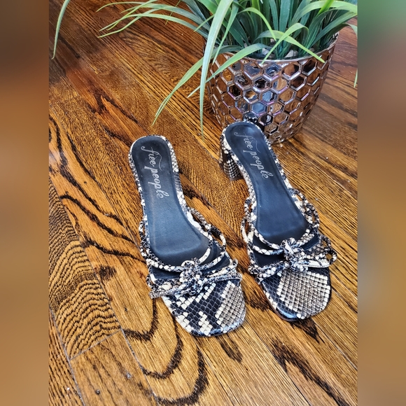 Free People Petra Snake Slide Sandals - Picture 3 of 9